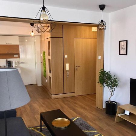 Golden View Of Plovdiv Apartment Ngoại thất bức ảnh
