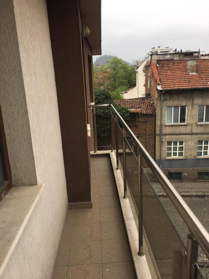 Golden View Of Plovdiv Apartment Ngoại thất bức ảnh